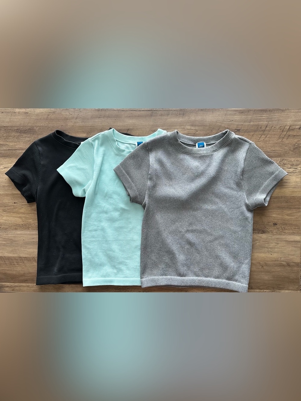Old Navy Exhale Seamless Fitted Rib T Shirt